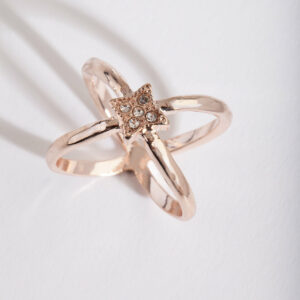 Rose Crossover Ring
