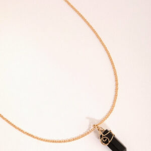 Curled Wrap Shard Necklace